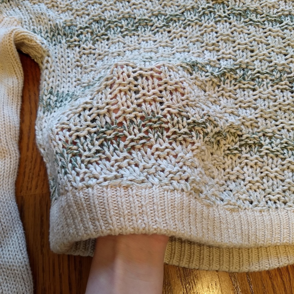 Free People V-Backed Slouch Knit Sweater. - Picture 7 of 8